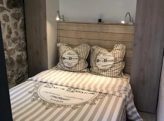 Apartment Vieil Antibes, Ravissant 2p Avec Petite Terrasse