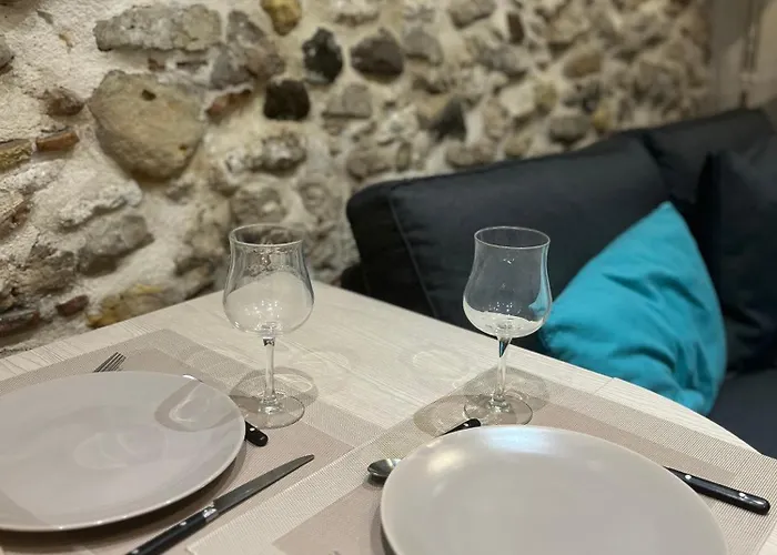 Apartment Vieil Antibes, Ravissant 2p Avec Petite Terrasse *