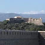 Vieil Antibes, Ravissant 2p Avec Petite Terrasse * Antibes