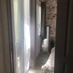 Vieil Antibes, Ravissant 2p Avec Petite Terrasse Apartment Antibes