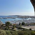 Vieil Antibes, Ravissant 2p Avec Petite Terrasse