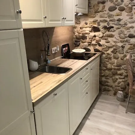 아파트 Vieil Antibes, Ravissant 2p Avec Petite Terrasse *