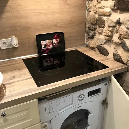 Vieil Antibes, Ravissant 2p Avec Petite Terrasse * Antibes