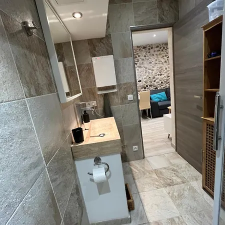 Daire Vieil Antibes, Ravissant 2p Avec Petite Terrasse Antibes